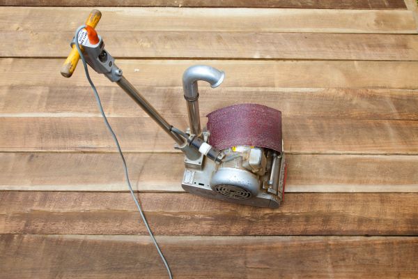 Cost of Veranda Sanding in Frankfort