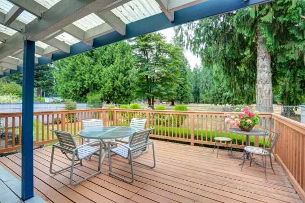 Cost of Deck Carpentry Service in Frankfort